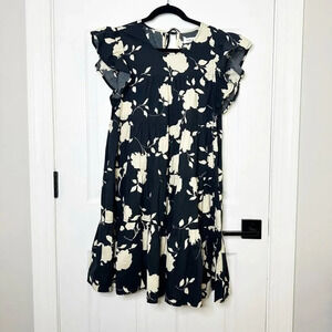 SOFIE‎ THE LABEL Size M Black Cream Floral Swing Tiered Dress